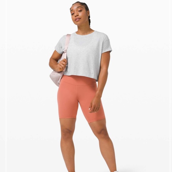 ❤️ Lululemon Cates Tee Size 4 Heathered Core Ultra Light Grey NWOT - Picture 10 of 10